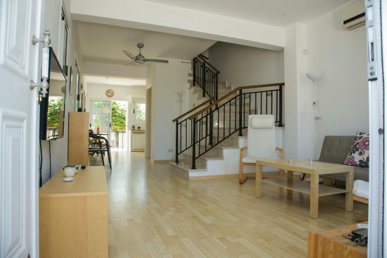 The Paradise Townhouses By Taimoura Paphos Buitenkant foto