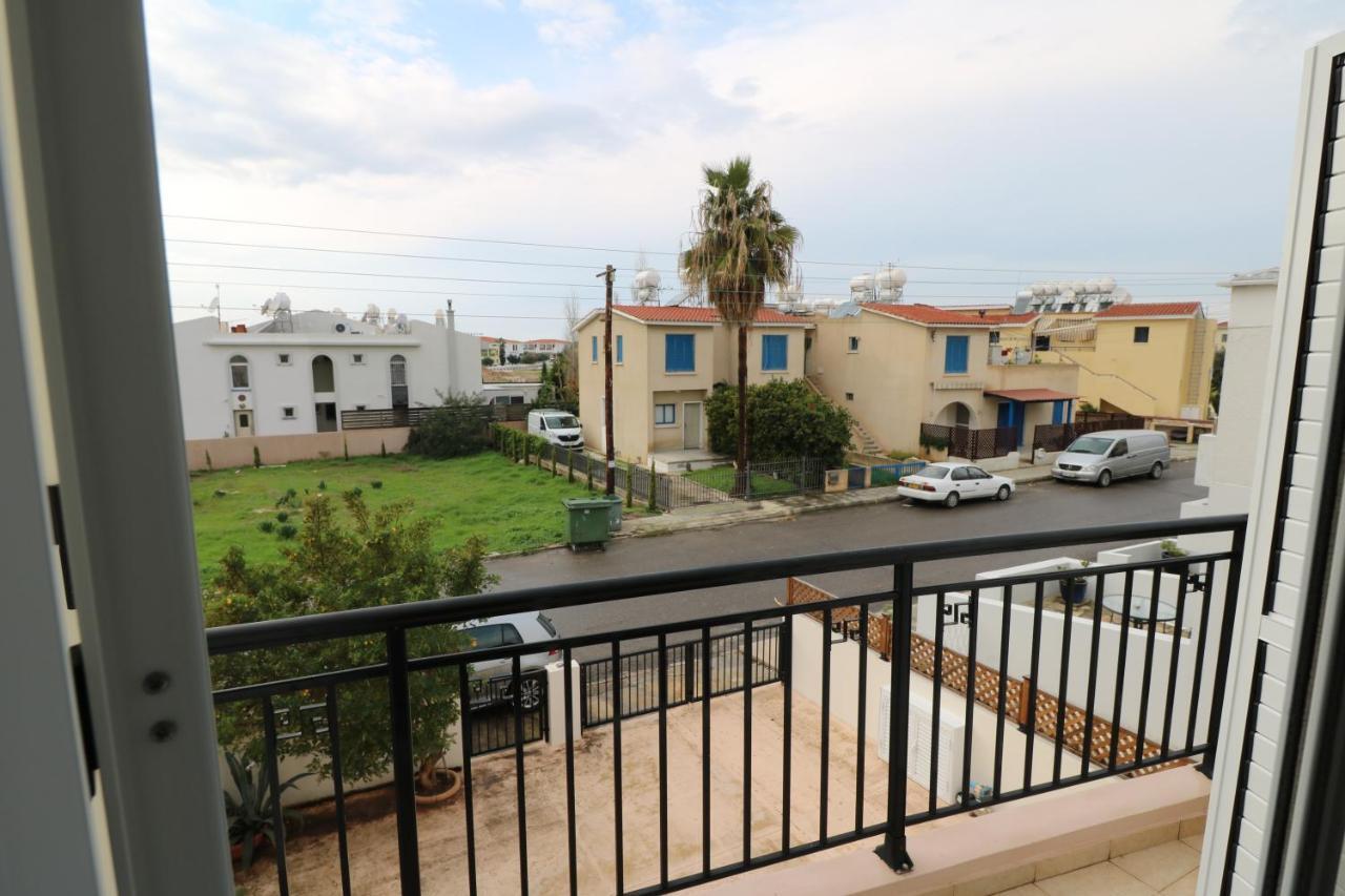 The Paradise Townhouses By Taimoura Paphos Buitenkant foto