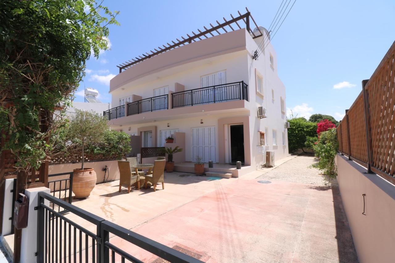 The Paradise Townhouses By Taimoura Paphos Buitenkant foto